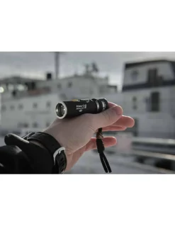 Lampe De Poche Ultra Performante Armytek