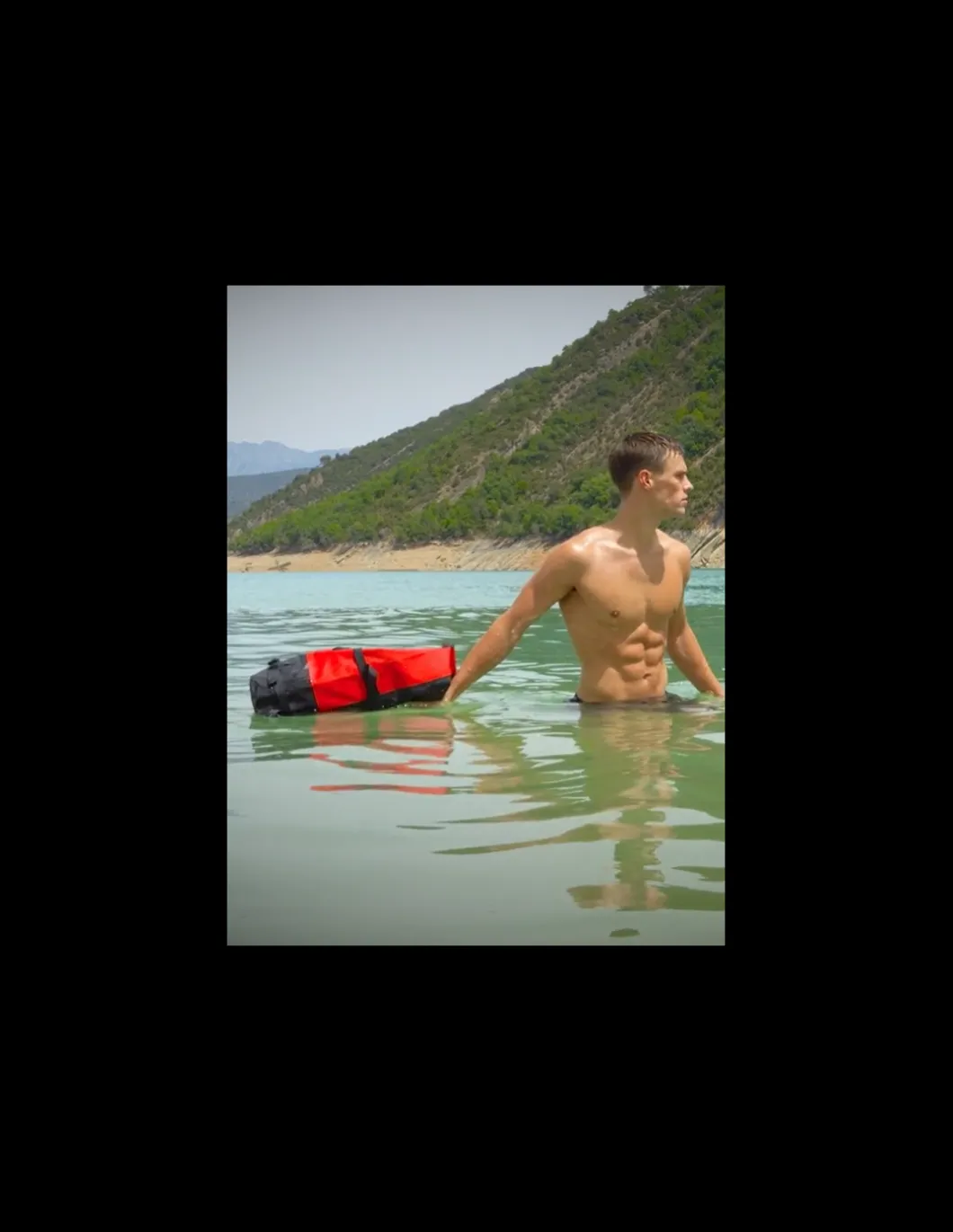 Sac à Dos Imperméable Avec Sangles De Compression 50L