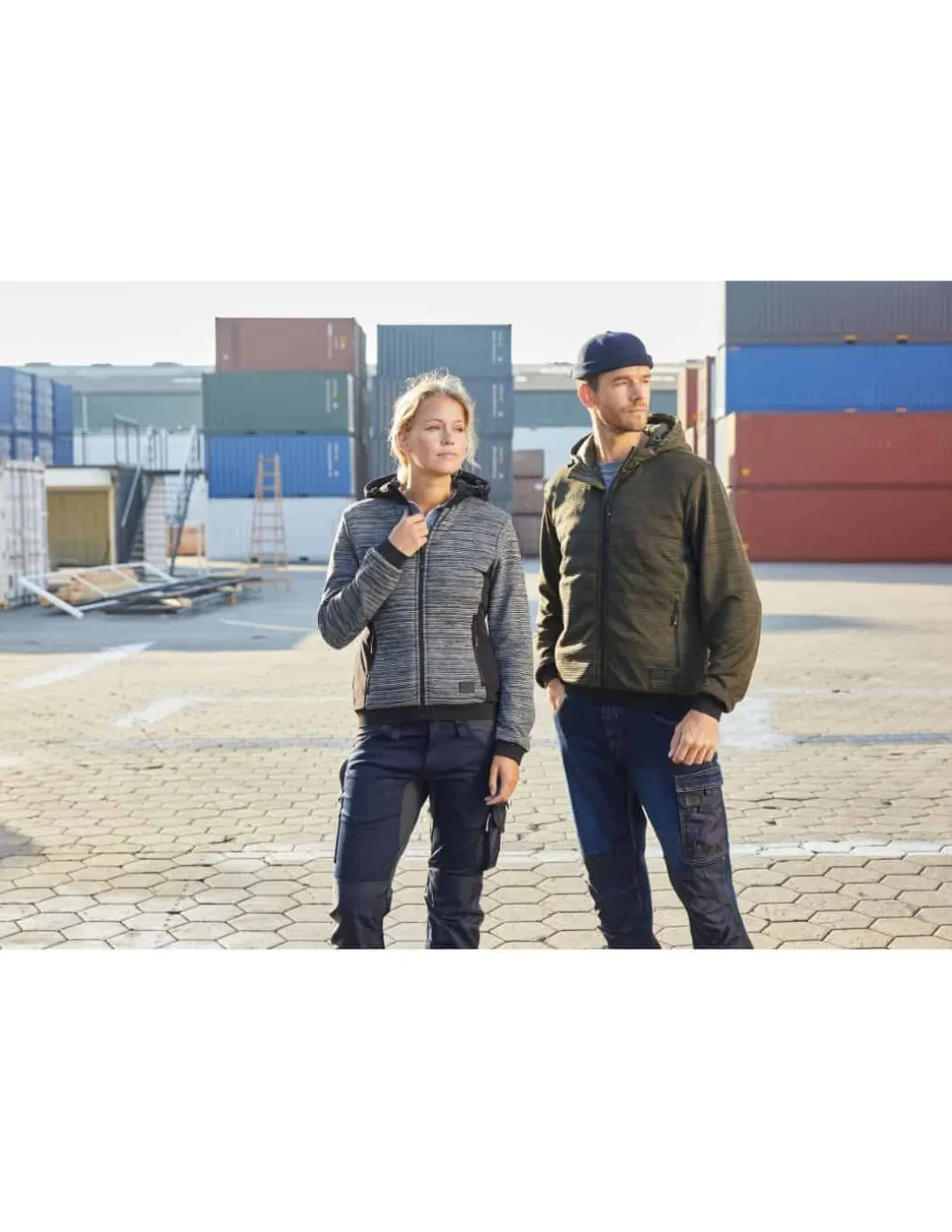 Veste Hybride à Capuche Femme Duvet Synthétique Dupont Sorona James & Nicholson